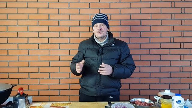 Томлёная говядина с картофелем в КАЗАНЕ. смотреть онлайн