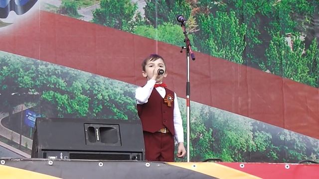 Рюмин Владик, Галаконцерт "И помнит мир спасенный" 09.05.2021"Быть мужчиной" смотреть онлайн