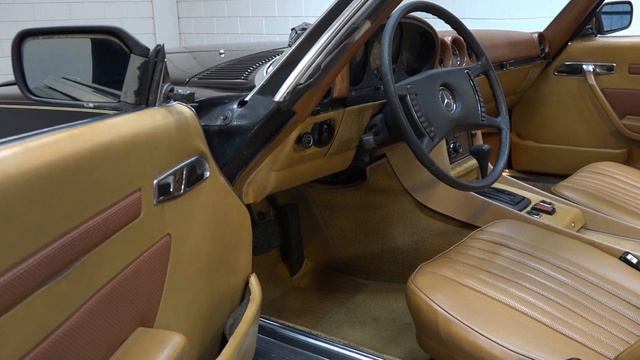 Mercedes-Benz 350 SL | Convertible | V8 | 1972 -VIDEO- www.ERclassics.com смотреть онлайн