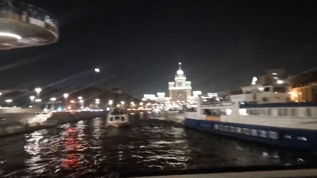 #Речные #прогулки по #Москве(9) смотреть онлайн