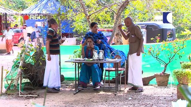 കള്ള് ഷാപ്പിൽ ഭക്ഷണം കഴിക്കാൻ പോയ വീട്ടമ്മയോട് കുടിയൻ ചെയ്തത് | #OhMyGod | EP 278 смотреть онлайн