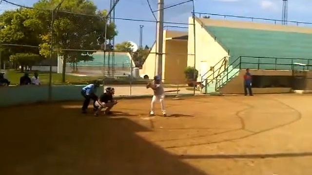 Jovenes Vs Viejos! (Barrio Militar - Santiago de los Caballeros) смотреть онлайн