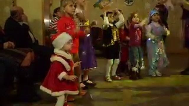 ДЦ Корабельного р-на. Праздник 24.12.2013 г. смотреть онлайн