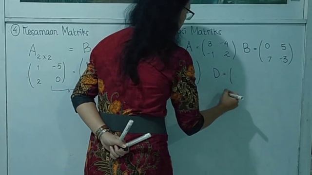 Matriks_part 1 Pengertian, Macam, Kesamaan, Dan Operasi Matriks смотреть онлайн