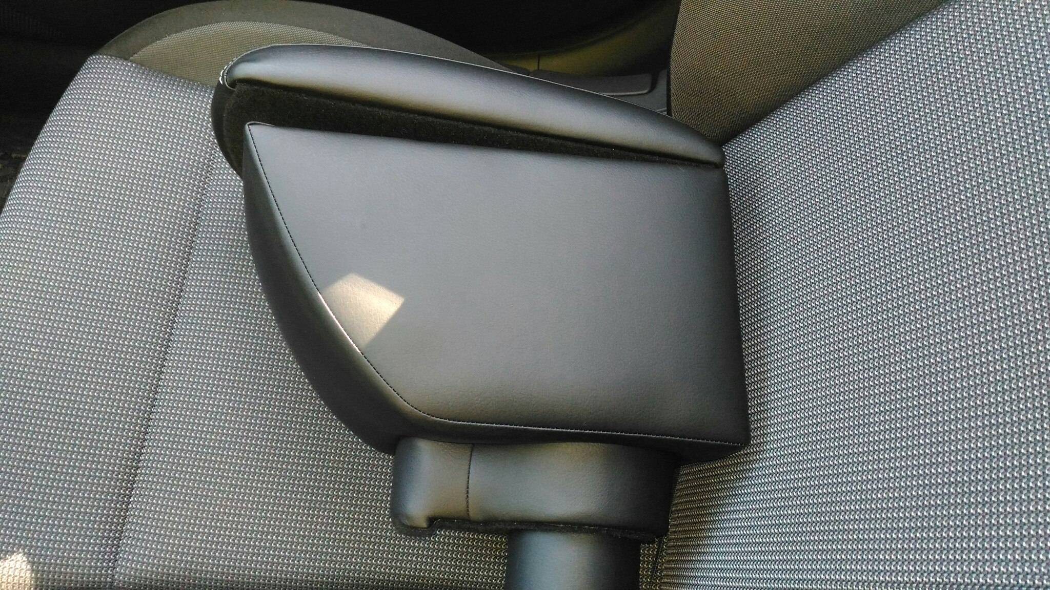 Подлокотник Хёндай Солярис 2 Hyundai Solaris 2 2022 смотреть онлайн