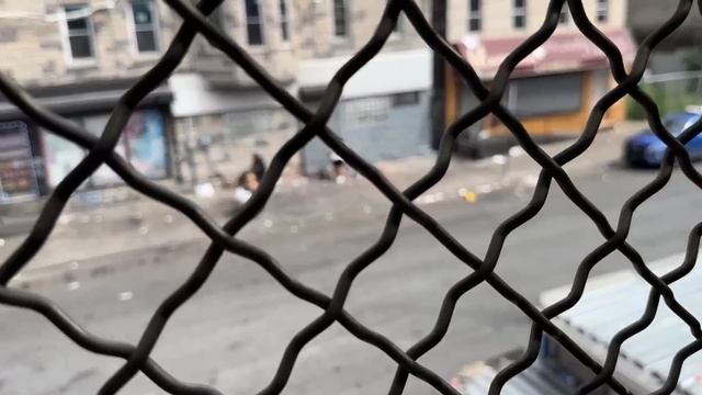 Inside the ZOMBIE CITY (People becoming Zombies) смотреть онлайн