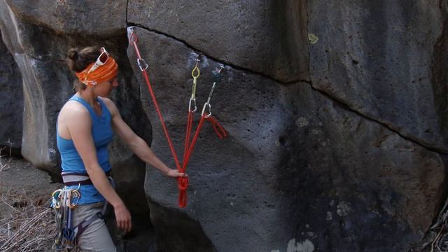 Traditional Climbing: 18. Horizontal Trad Anchor | Climbing Tech Tips смотреть онлайн