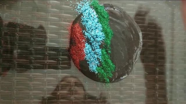 Мини эксперимент над слаймом смотреть онлайн