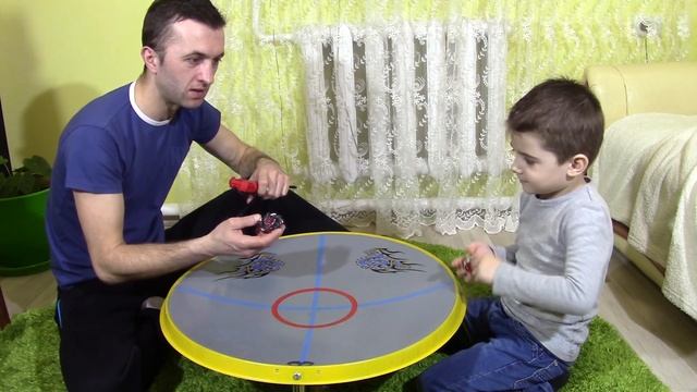 Тимур и Ко. Бейблейды Саламандра, Ахилес, Вольфсбург. Игра на большой арене. смотреть онлайн