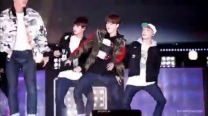 Пак Чимин сексуальные моменты)))