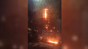 Появились кадры пожара после атаки беспилотника ВСУ на многоэтажку в Смоленске