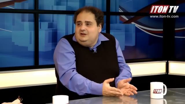 Министры без портфелей, с сумочками и косметичками смотреть онлайн