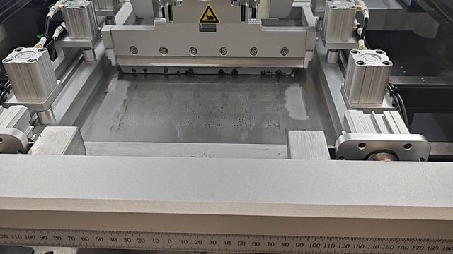 Автоматический принтер паяльной пасты GKG GSE смотреть онлайн