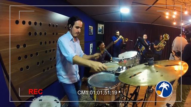En Medellín Sí Se Baila El Porro | Los Cumbia Stars [Jam Sessions] смотреть онлайн