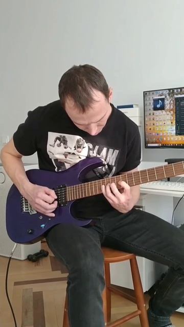 Guitar Solo. 