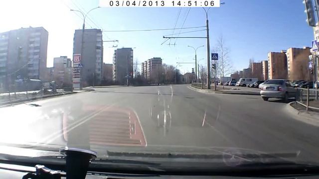 Поворот направо на красный... смотреть онлайн