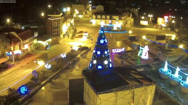 Вебкамера "Площадь Советская". Запись 30.12.2017 02:00:03 смотреть онлайн