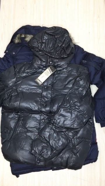 Одежда оптом. Куртки зимние SOLID. Цена 24,98 евро/шт. 5 единиц. смотреть онлайн