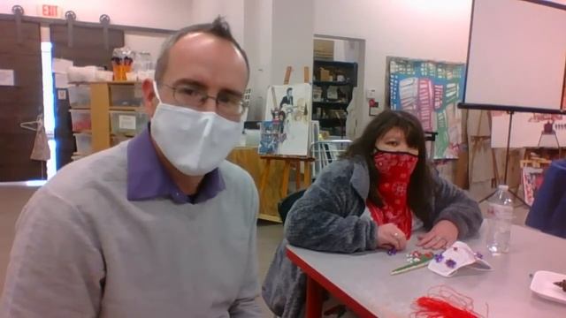LIVE ART mini: Ugly Sweater Masks смотреть онлайн