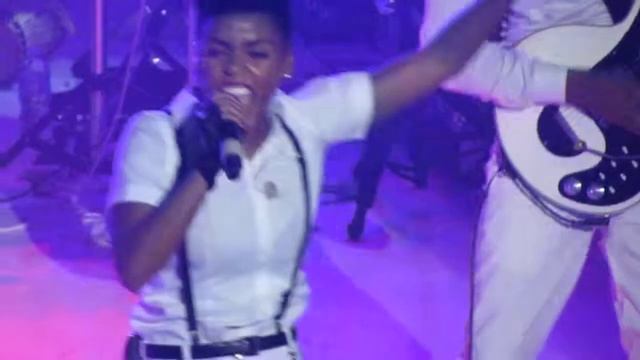 Janelle Monae live Kansas City Missouri 2013 смотреть онлайн