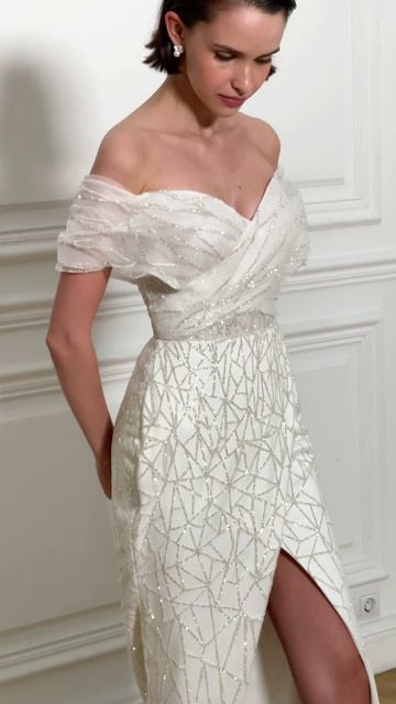 Свадебное платье Плейона из коллекции «Piter Vibes» от бренда Divino Rose