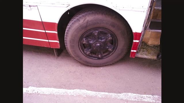 LAZ 699R on idle,ЛАЗ 699Р на холостых смотреть онлайн