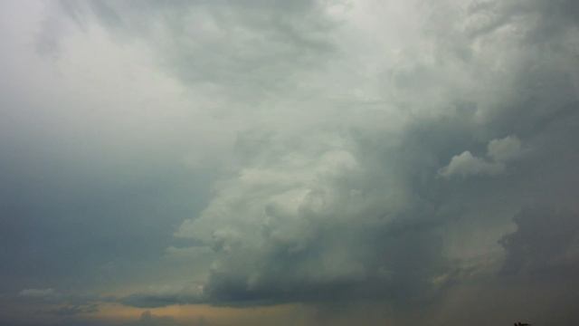 LP Supercell. Суперъячейка по типу слабых осадков. 2 августа 2021. Ярославль.