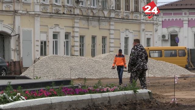 ПЛОЩАДЬ СОВЕТОВ ПРЕОБРАЖАЕТСЯ смотреть онлайн