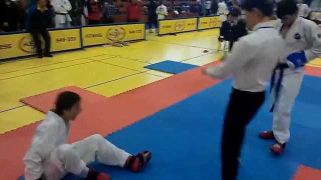 Taekwon-do -63 kg, 16-17 years, Vitalie Sinco, blue belt. 3 fight смотреть онлайн