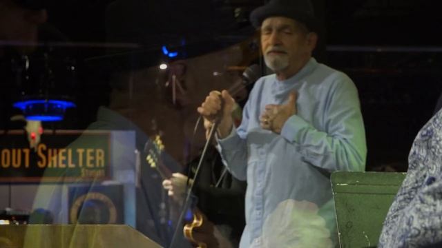 'Worried' - Darrell Nulisch Band смотреть онлайн
