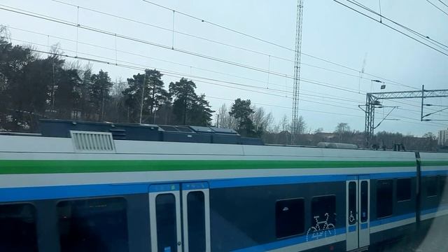 Поезд от Хельсинки-Центральный до станции Пасила