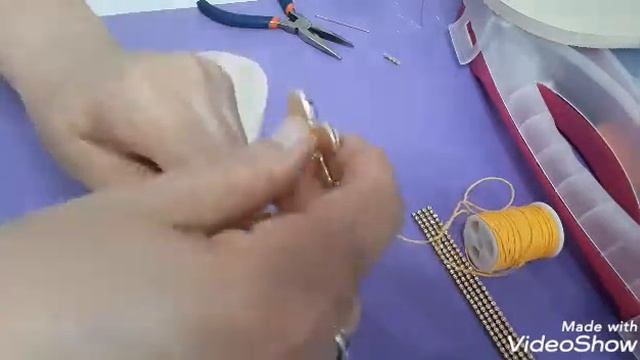 Lindo chinelo com manta de strass e cabedal lateral #003(Passo a Passo) смотреть онлайн