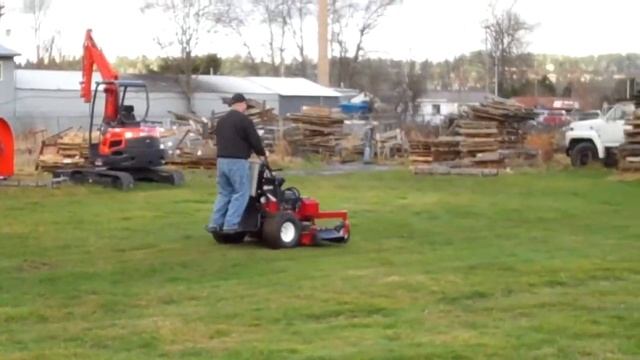 Exmark Vantage 48" Stand-On Zero Turn Mower смотреть онлайн