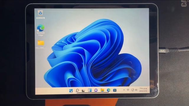 開字幕有幹話!非遠端鏡像IPAD PRO跑WINDOWS 11?免越獄!雙系統?64位元版本!太神拉~ смотреть онлайн