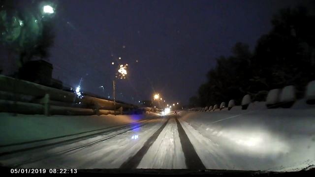 Пример видео с видеорегистратора AZDOME M01 ранее утро смотреть онлайн