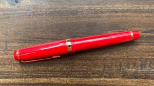 Перьевая ручка Jinhao 82