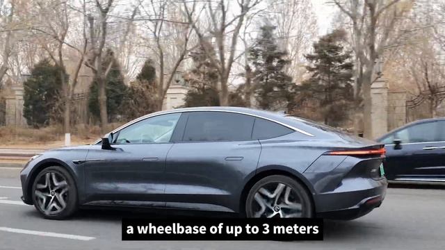 SAIC MOTOR RISING AUTO F7 TEST-DRIVE