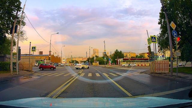 Проезд перекрёстка на красный свет. Нарушение пдд. смотреть онлайн