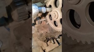 Как снять шкив распредвала на 8кл моторе ВАЗ