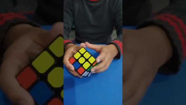I can solve a cube in 22 moves l#ayans vlog смотреть онлайн