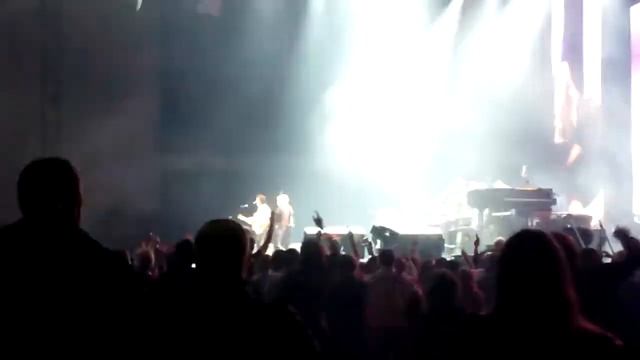 Paul McCartney - Helter Skelter (14.12.2011, Olympijskiy Stadium, Moscow, Russia) смотреть онлайн