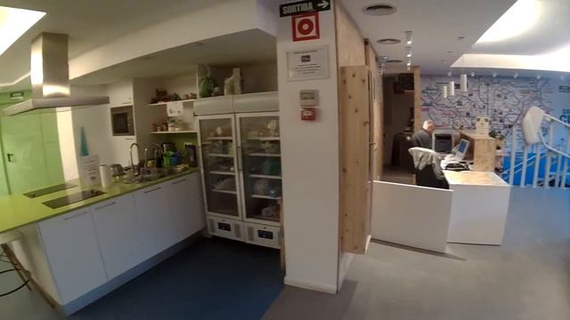 Dream Cube Hostel - Barcelona смотреть онлайн