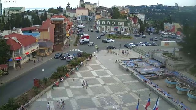 Вебкамера "Площадь Советская". Запись 26.07.2016 19:00:02 смотреть онлайн