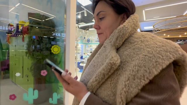 Руководитель ЧОО Родикон боится ответственности? 😡 А полицию вызывать в школу на мам не боится? 😡 смотреть онлайн
