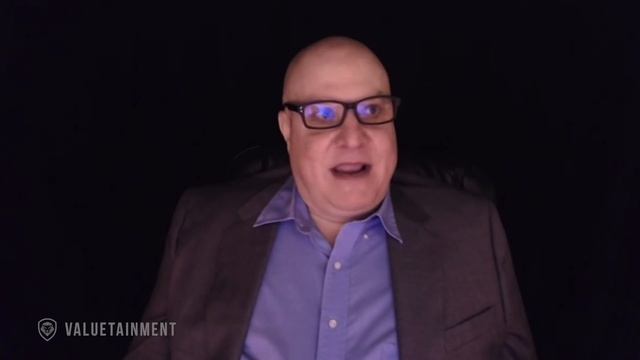 Conspiracy Theorist Explains Why Moon Landing Was FAKE смотреть онлайн