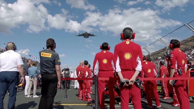 Alvaro Alonso Videoclip Drive To Survive смотреть онлайн