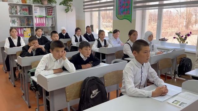 Калык Акыев атындагы орто мектеби смотреть онлайн