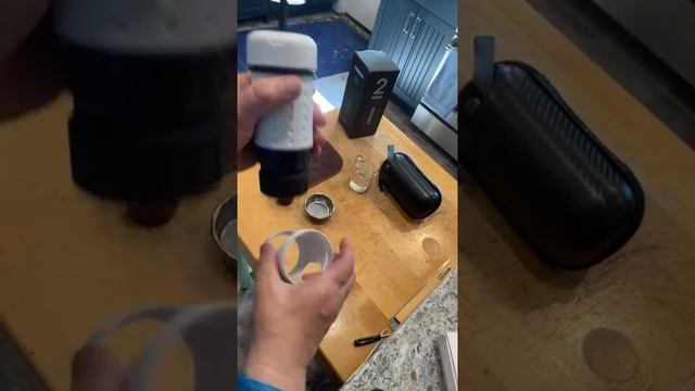 STARESSO Portable Espresso Maker MINI Espresso Machine Review, Best for use with capsules смотреть онлайн