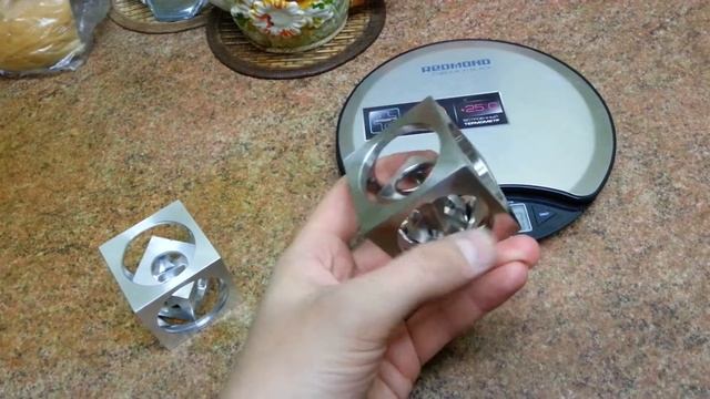 куб в кубе из нержавеющей стали смотреть онлайн