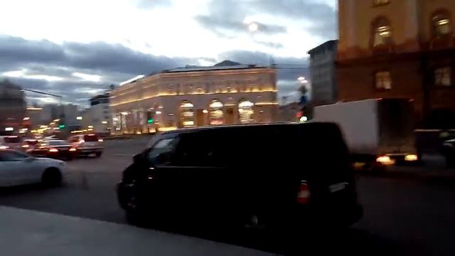 иду по Мясницкой к Лубянской площади. смотреть онлайн